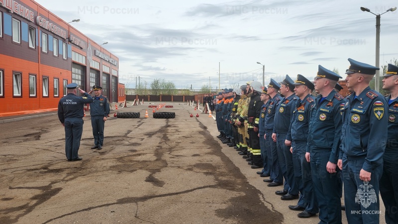 В Костроме выбрали самого стойкого пожарного!