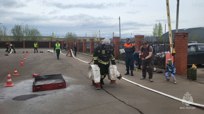 В Костроме выбрали самого стойкого пожарного!